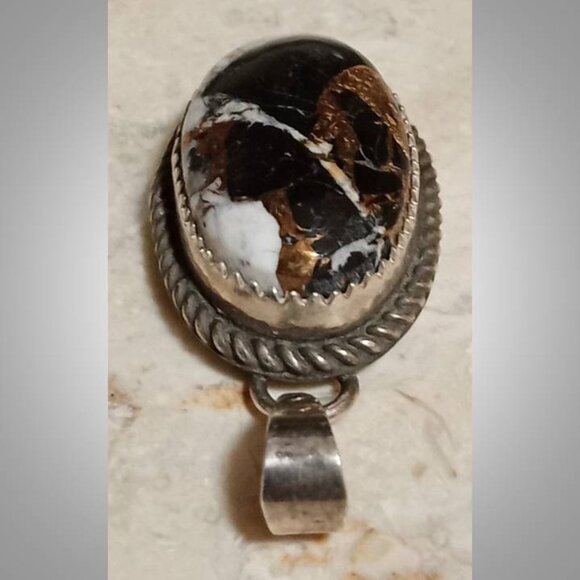 UNIQUE! White Buffalo sterling silver pendant 01 hallmarked NEW - Picture 6 of 8